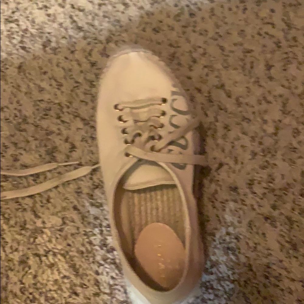 Authentic gucci shoes